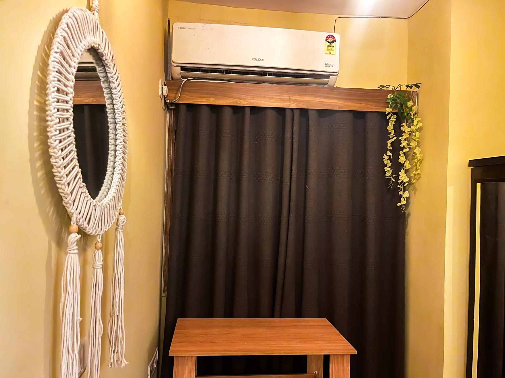 Atharva'S Homestay By Goaround Homes - Nehru Enclave Metro, South Delhi New Delhi Exterior photo